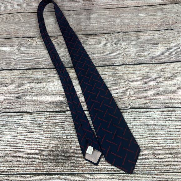 Givenchy Vintage Gentleman Paris Navy Red "Speed Queen" Silk Blend Necktie - Picture 5 of 10